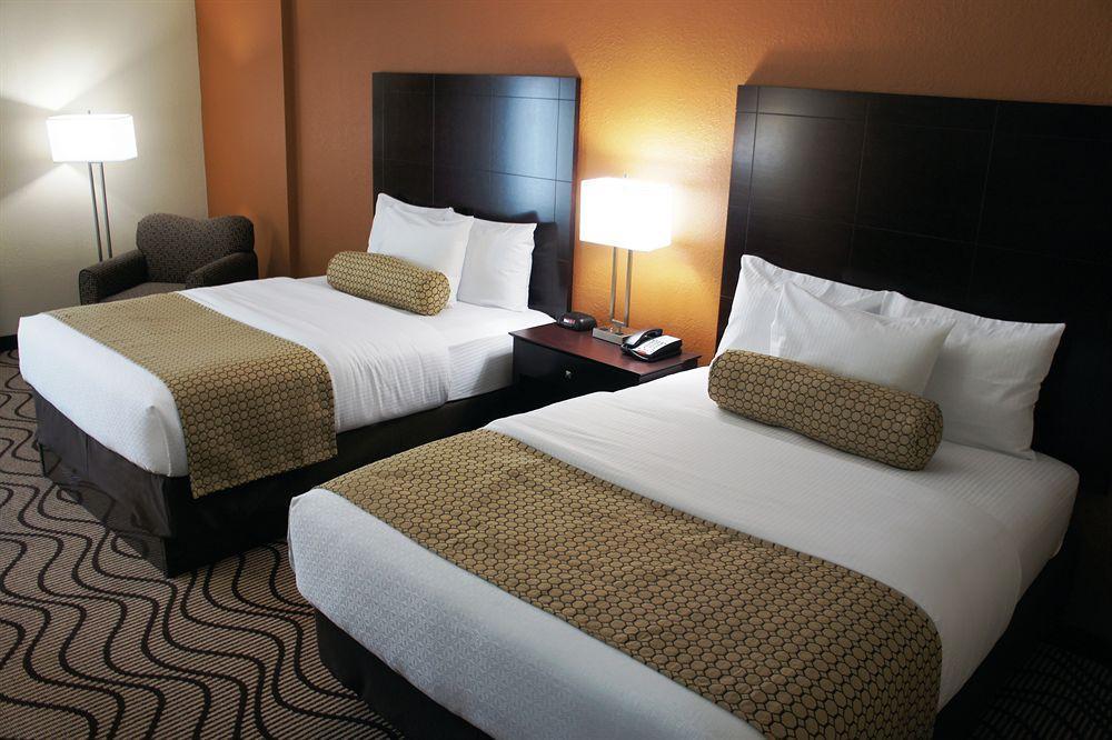 Hotel La Quinta By Wyndham Papermill Knoxville