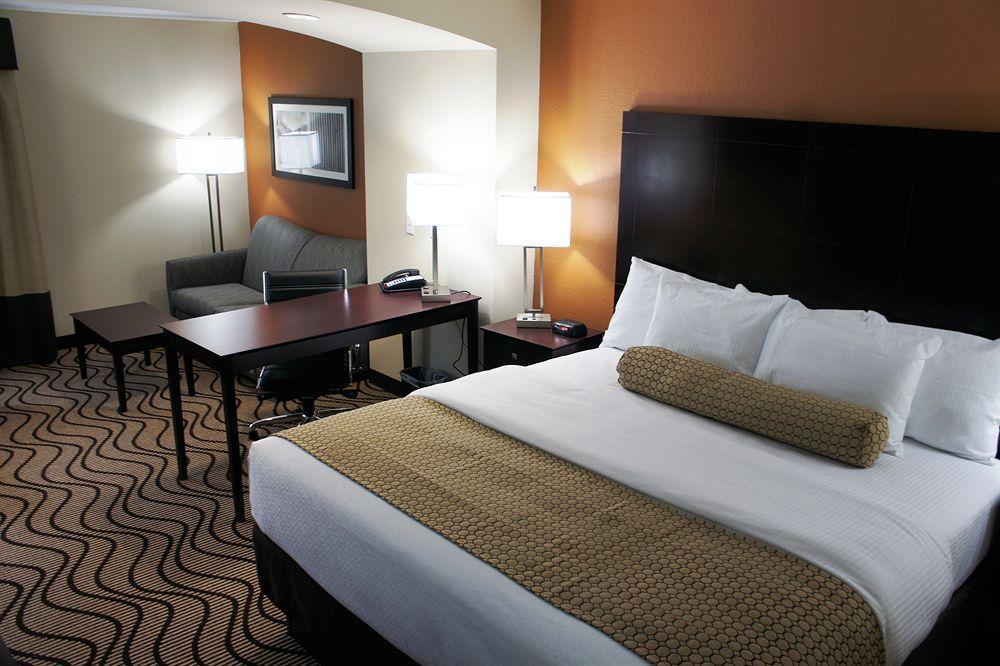 Hotel La Quinta By Wyndham Papermill