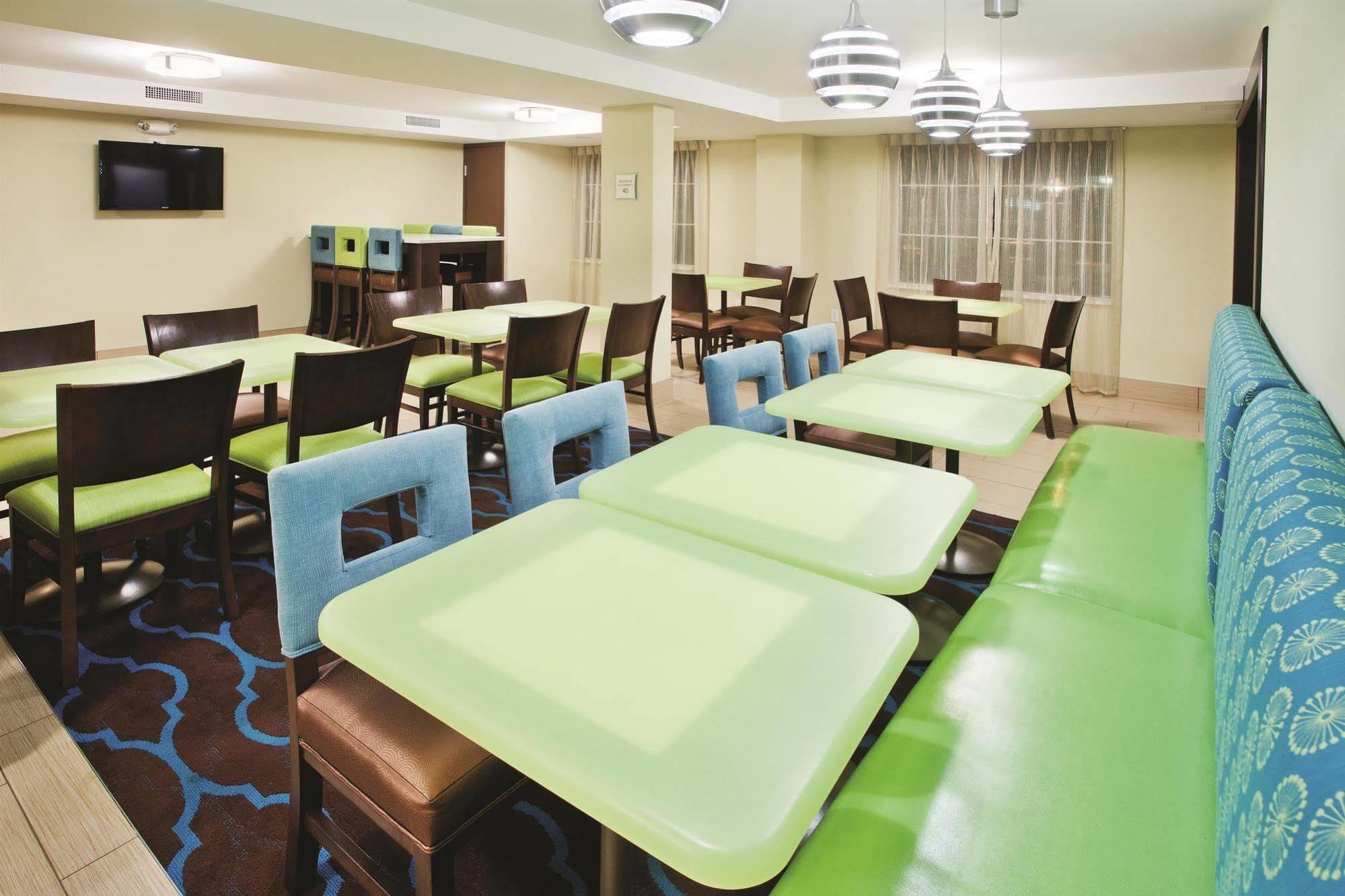 Hotel La Quinta By Wyndham Papermill Knoxville